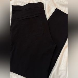 Athleta Wander Stash Skinny Leg Black  Size 16